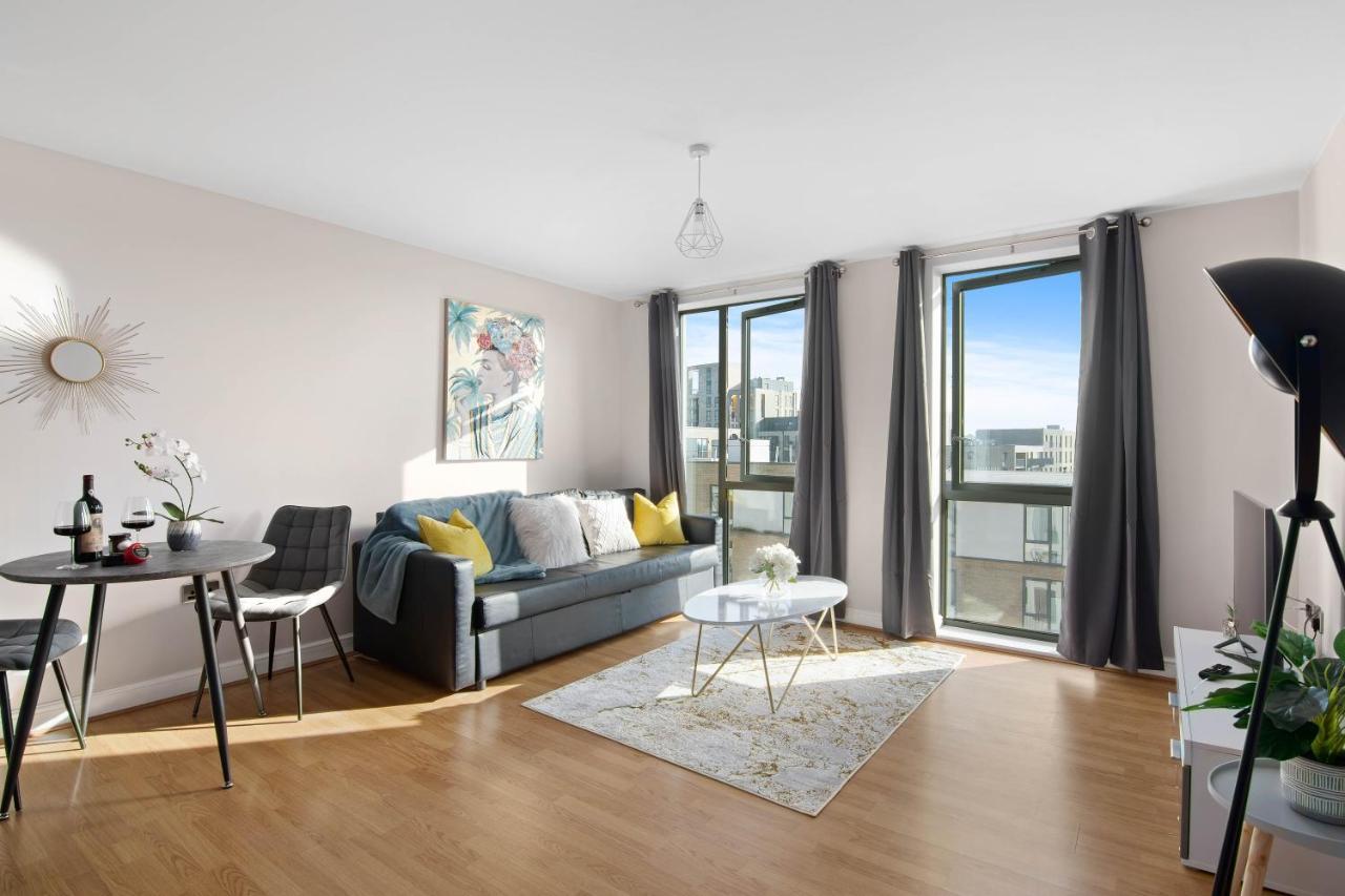 Spacious & Cosy, Netflix, Parking, Colindale Station 亨顿 外观 照片
