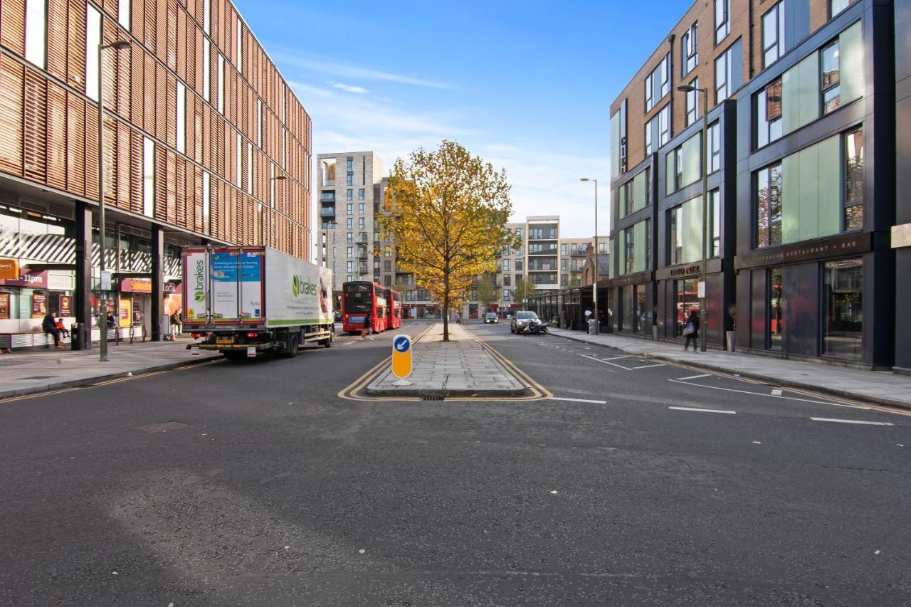 Spacious & Cosy, Netflix, Parking, Colindale Station 亨顿 外观 照片